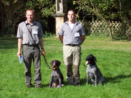 Hegewald 2006 - Zeus mit Nino Manconi und Harald Egidi mit Birka vom Idarwald ( Tochter von Quinn )